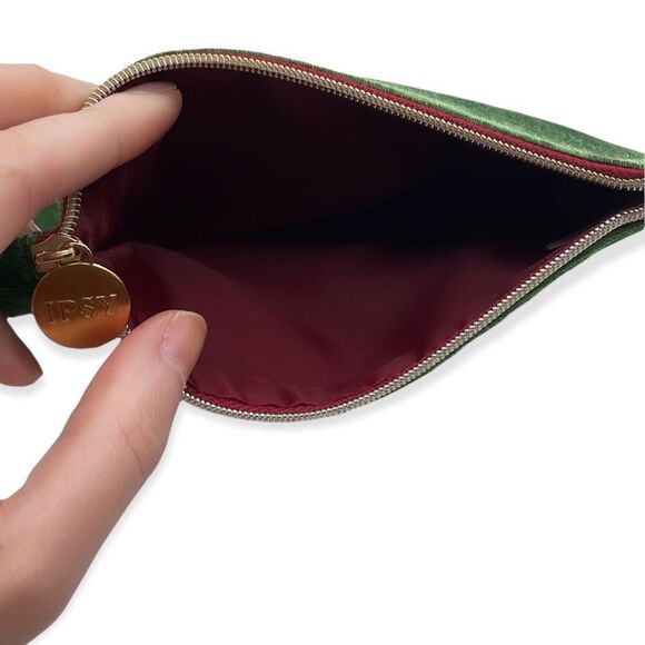 NWT Wool + Pepper Co. x Ipsy ROYAL TREATMENT Cosmetic Bag - Picture 3 of 3